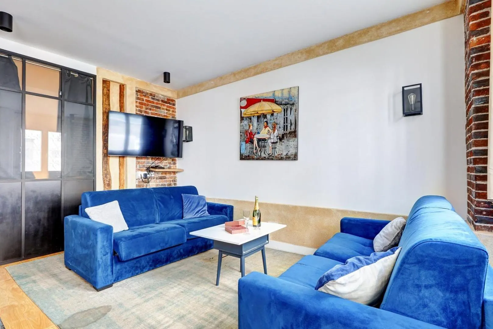 245 Suite Mercedes - Superb Apartment In Paris location
