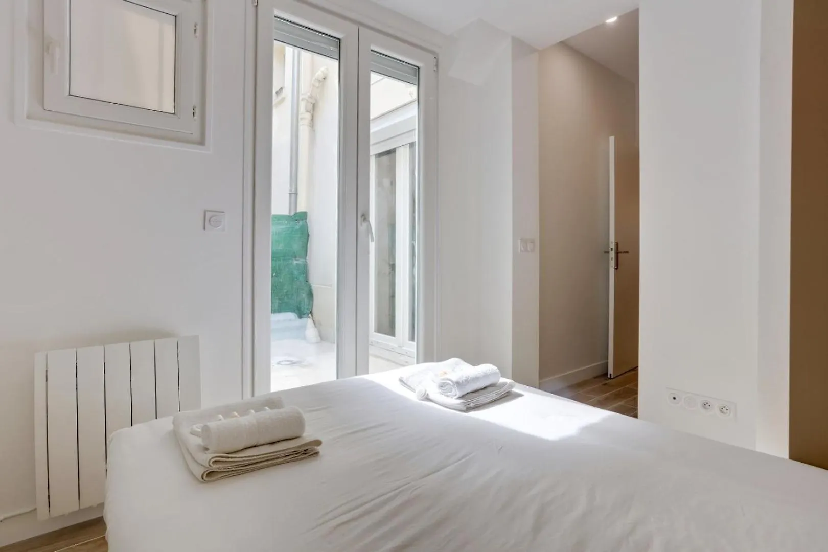 245 Suite Mercedes - Superb Apartment In Paris France